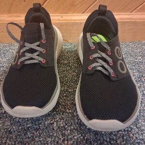 OOFOS OOmy Stride Shoes Size 7.5
